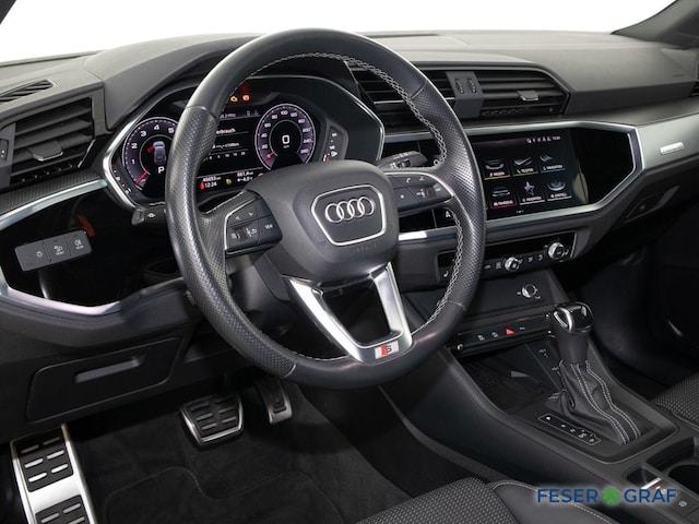 Audi Q3 40 TFSI Quattro S-Tronic