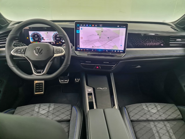 Volkswagen Passat Pano ACC STH