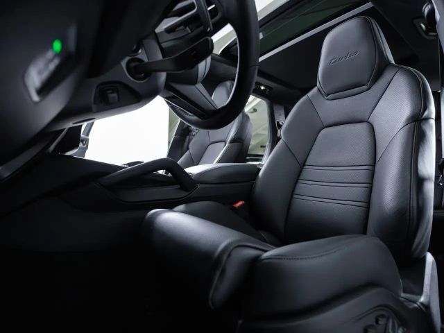 Porsche Cayenne E-Hybrid Turbo