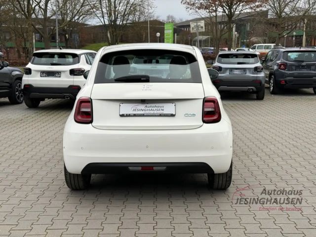 Fiat 500e +Rückfahrkam.+PDC+Keyless+Sitzheizung