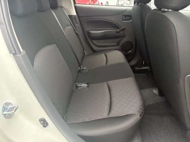 Mitsubishi Space Star Star