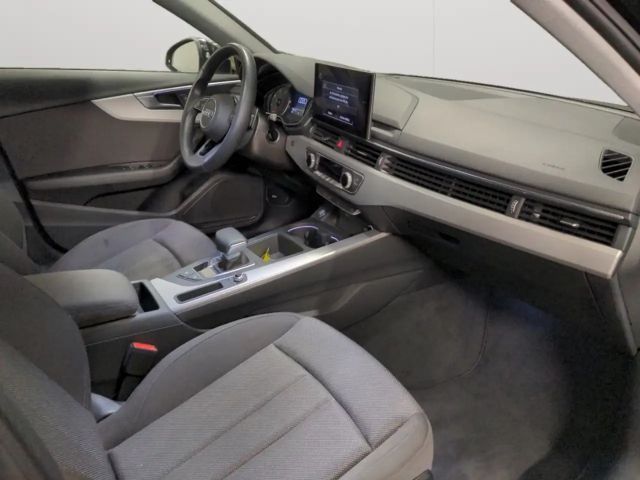 Audi A4 35 TDI Avant S-Line S-Tronic