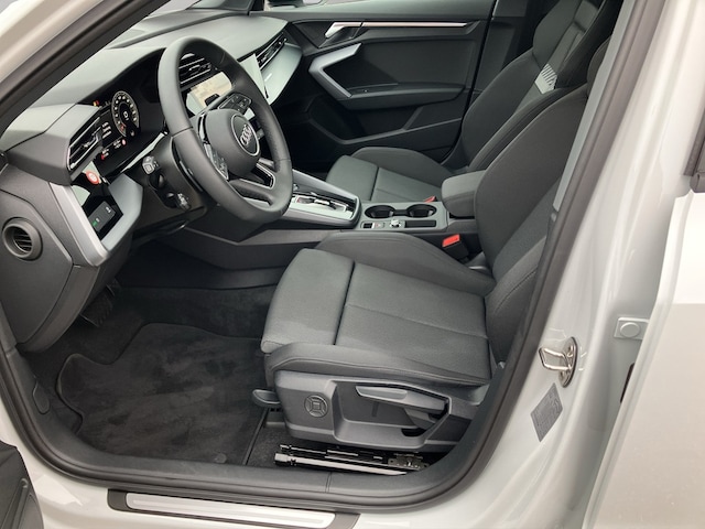 Audi A3 30 TFSI S-Tronic Sedan