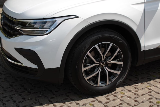 Volkswagen Tiguan 1.5TSI NAVI LED LM17 Climatronic DAB+