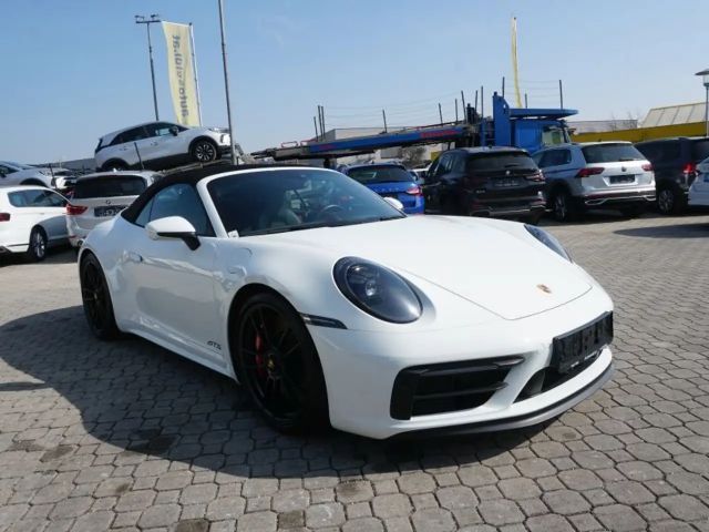 Porsche 911 Cabriolet Carrera GTS