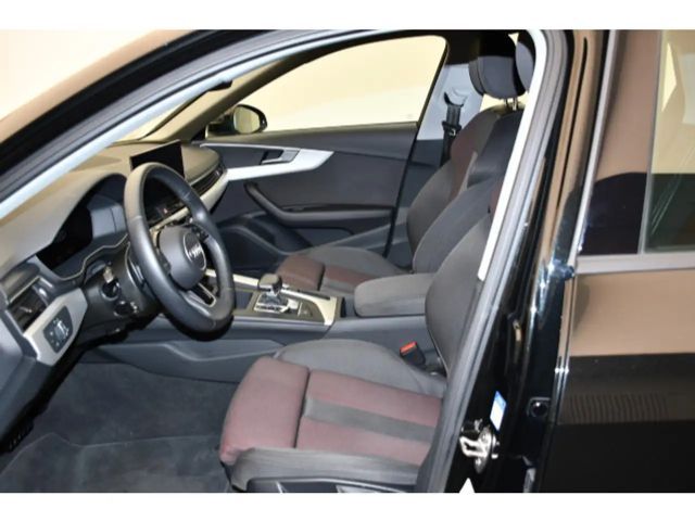 Audi A4 40 TFSI S-Tronic Sedan