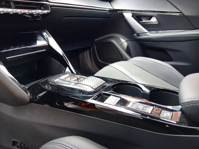 Peugeot E-2008 GT-Line