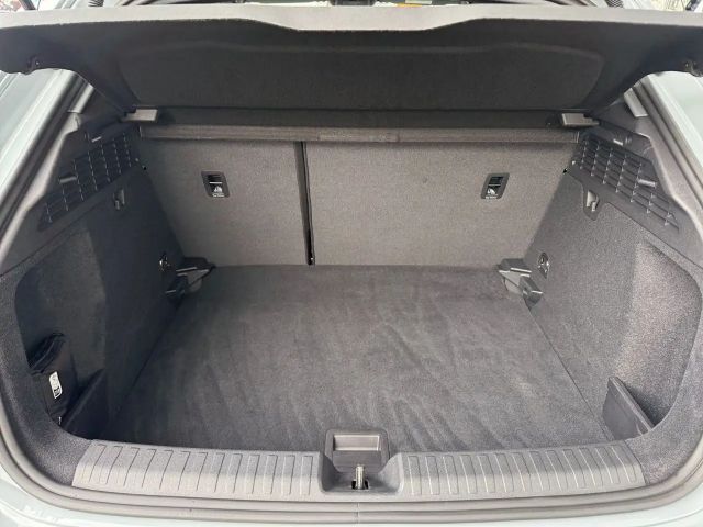 Audi A3 30 TFSI Sedan