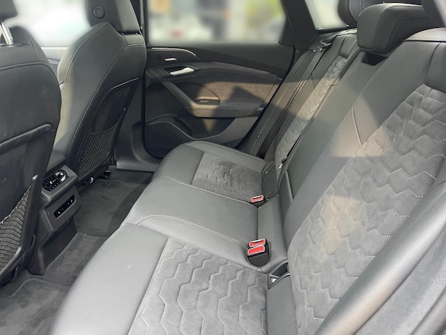 Audi A6 e-tron Avant Performance