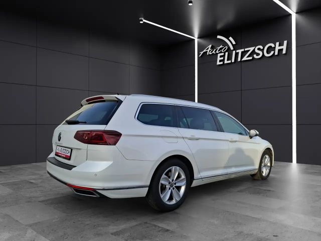 Volkswagen Passat DSG Elegance Elegance Variant