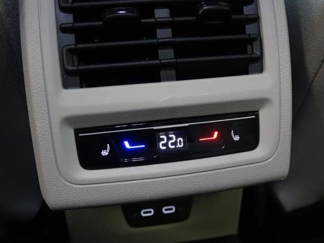 Volkswagen Golf 1.5 TSI Style Variant