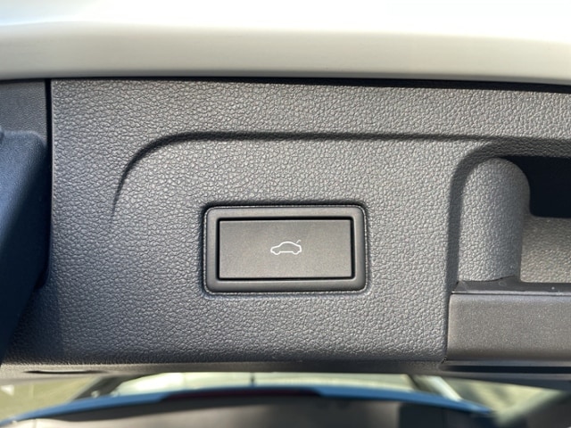 Volkswagen Touran 2.0 TDI DSG R-Line