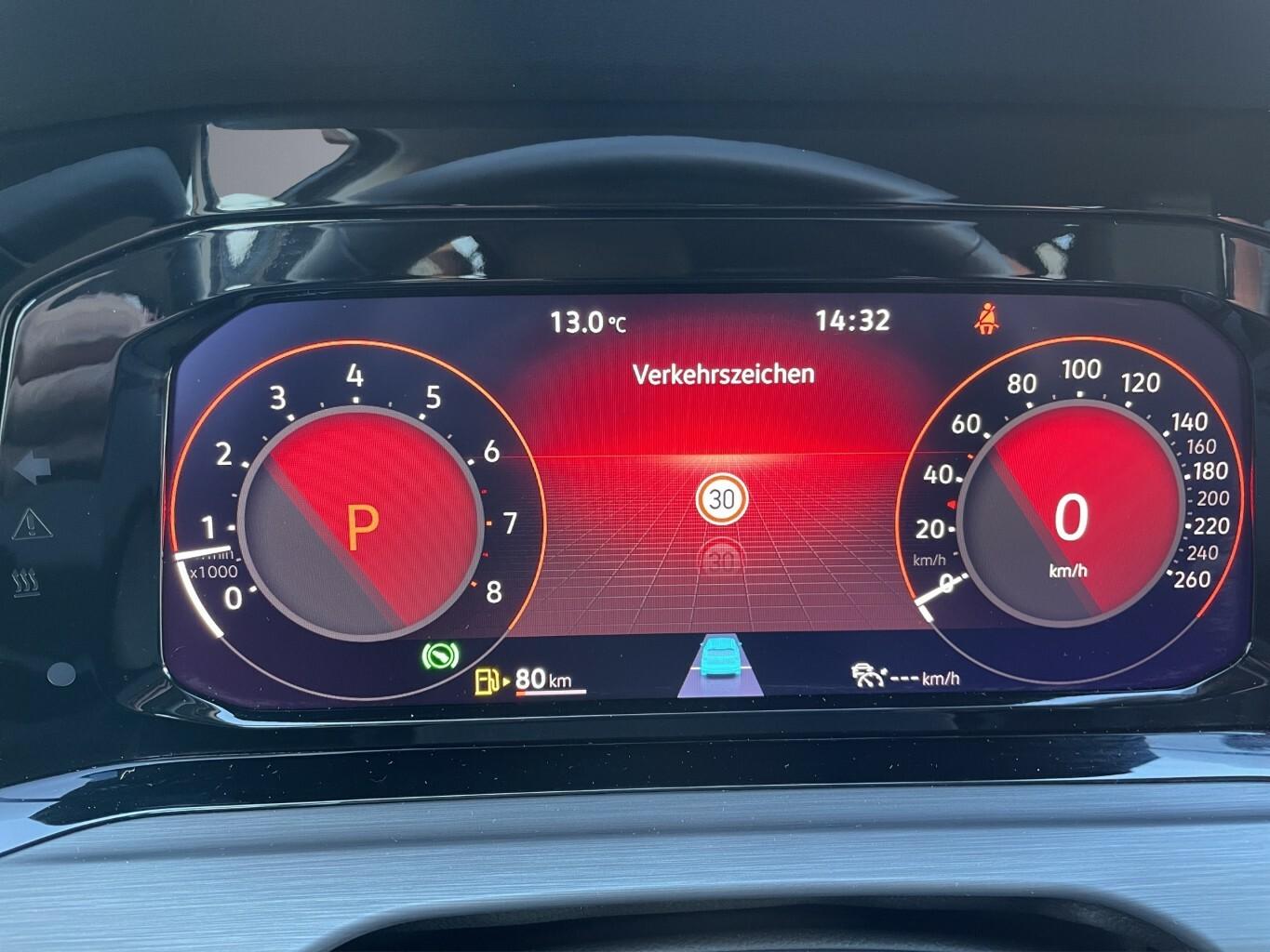 Volkswagen Golf 1.5 eTSI Style Variant