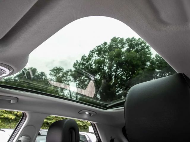 Hyundai IONIQ 6 5 77,4 kWh Navi HUD 360 Klima SHZ LED DAB