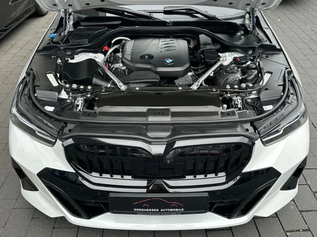 BMW 520 520d M-Sport Touring