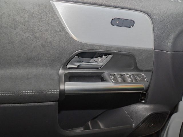 Mercedes-Benz GLA 250 4MATIC