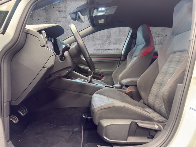 Volkswagen Golf 2.0 TSI GTI Plus