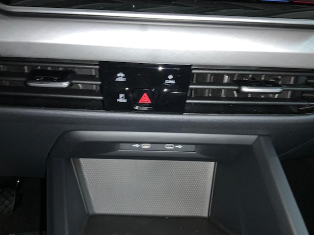 Volkswagen Golf 1.5 TSI Golf VIII