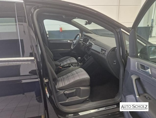 Volkswagen Touran 1.5 TSI DSG Highline R-Line