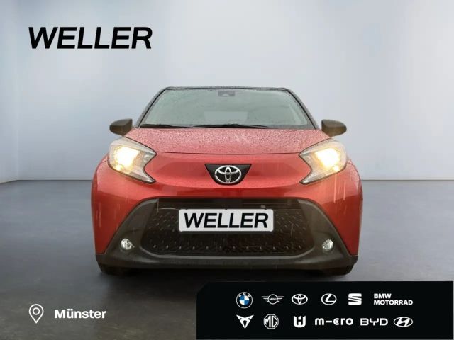 Toyota Aygo X Bi-Tone Hatchback Pulse