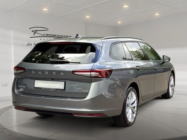 Skoda Superb 2.0 TDI 4x4 Combi Selection