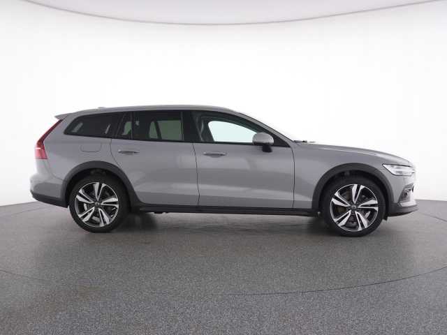 Volvo V60 Cross Country CC