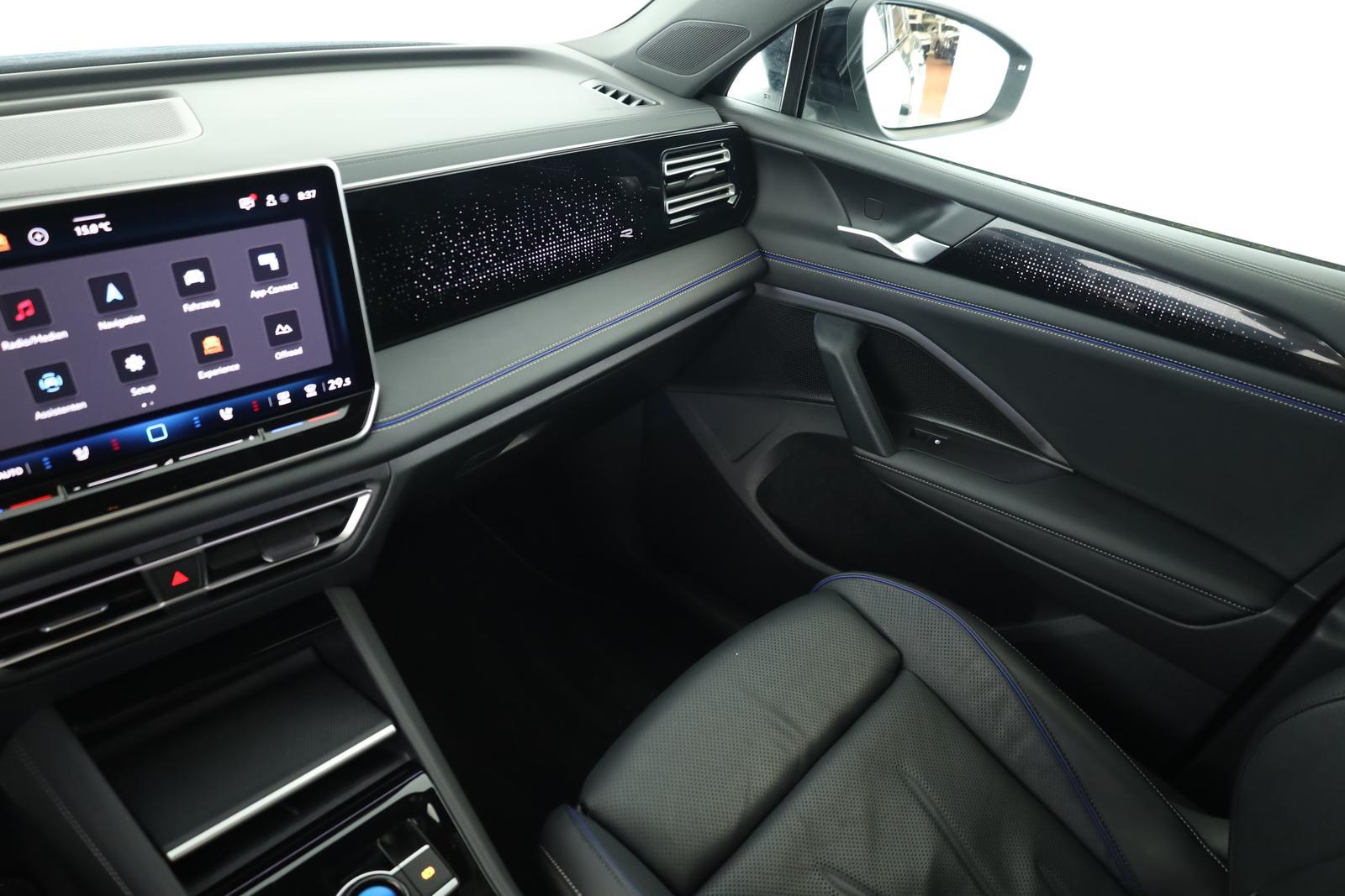 Volkswagen Tiguan 2.0 TSI DSG IQ.Drive R-Line