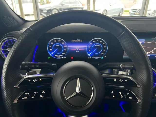 Mercedes-Benz EQB 300 4MATIC AMG Line