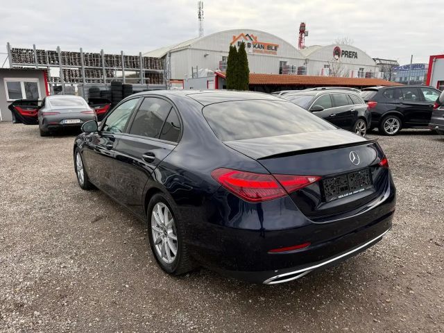 Mercedes-Benz C 200 Sedan