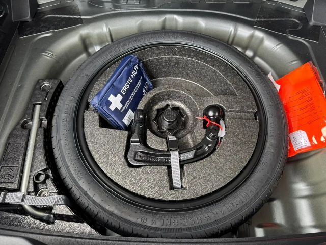 Volkswagen T-Roc Friends TSI