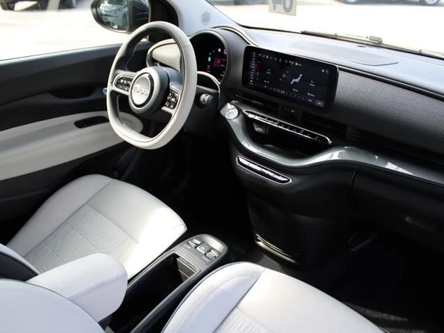 Fiat 500e La Prima by Bocelli