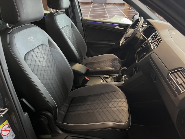 Volkswagen Tiguan Tiguan 2.0   R-L  BT180TSI D7A