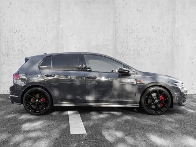 Volkswagen Golf 2.0 TSI GTI