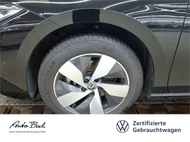 Volkswagen Passat 1.5 eTSI Business DSG