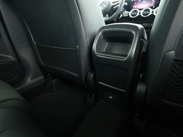 Mercedes-Benz B 200 AMG Line