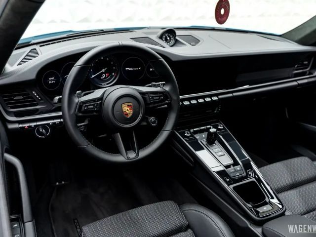 Porsche 992 Carrera Coupé Turbo