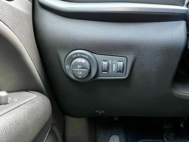 Jeep Compass Altitude