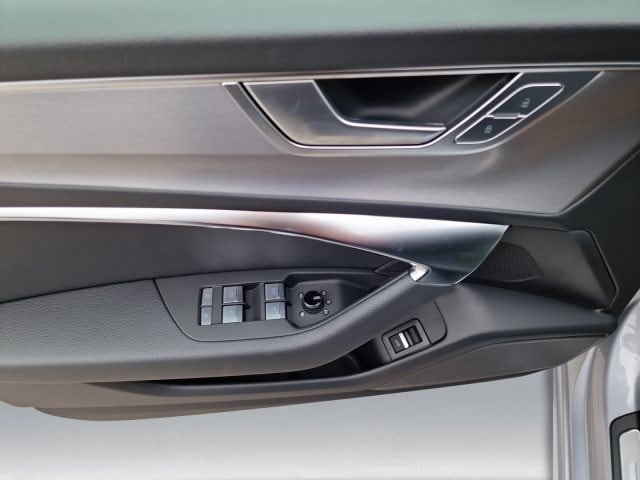 Audi A6 40 TDI Avant Quattro S-Line S-Tronic