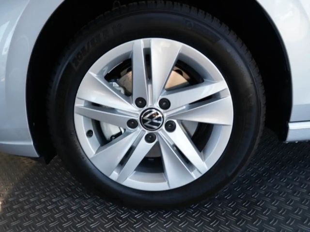 Volkswagen Golf 1.5 TSI Golf VIII