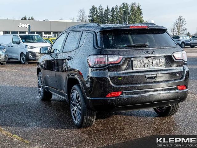 Jeep Compass Altitude Hybrid