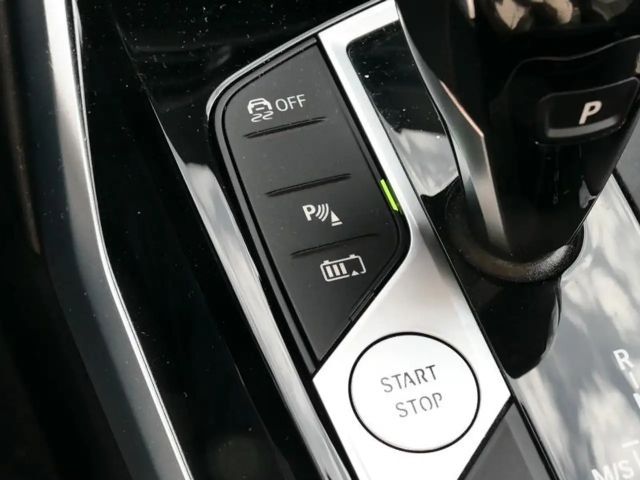 BMW 330 330e Touring