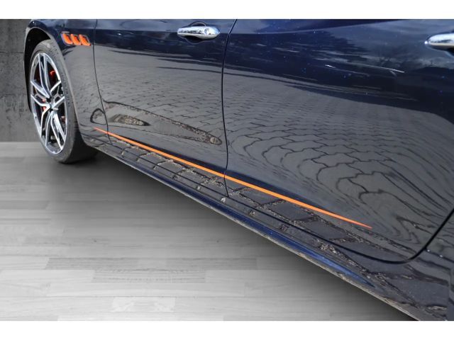 Maserati Quattroporte Modena