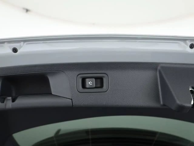 Mercedes-Benz A 220 A 220 d