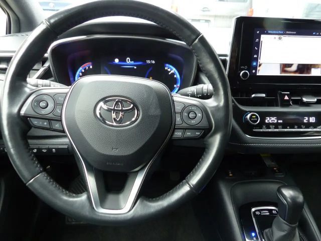 Toyota Corolla Team D