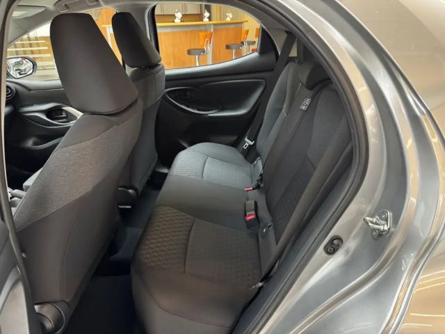 Toyota Yaris Hatchback Team D