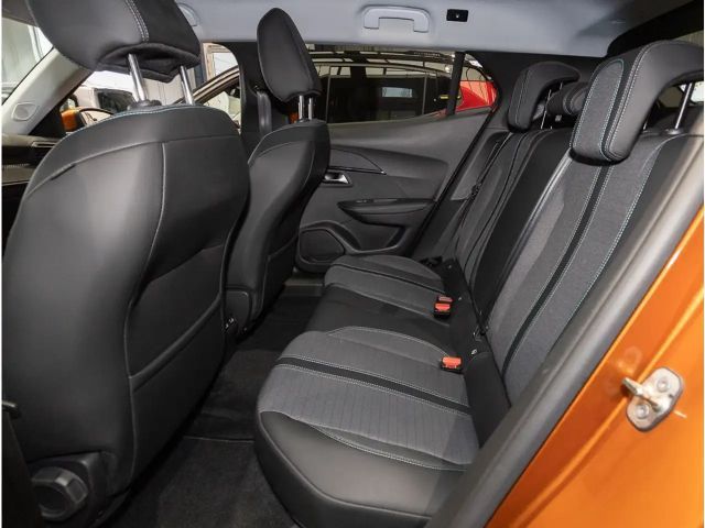 Peugeot E-2008 Allure Pack