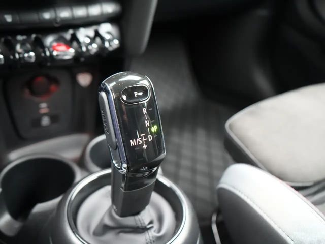 MINI Cooper S NAVI LEDER LED KAM SHZ PDC