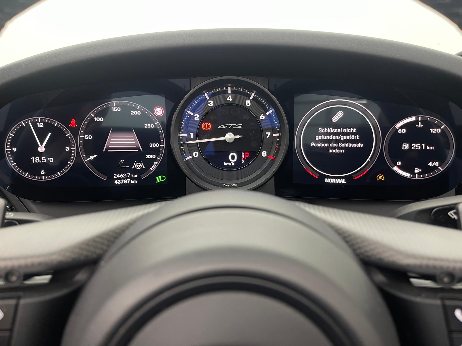 Porsche 911 992 Cabriolet GTS