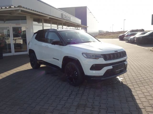 Jeep Compass Hybrid