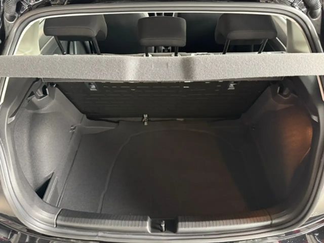 Volkswagen Polo 1,0 KLIMA LED SH APP C.